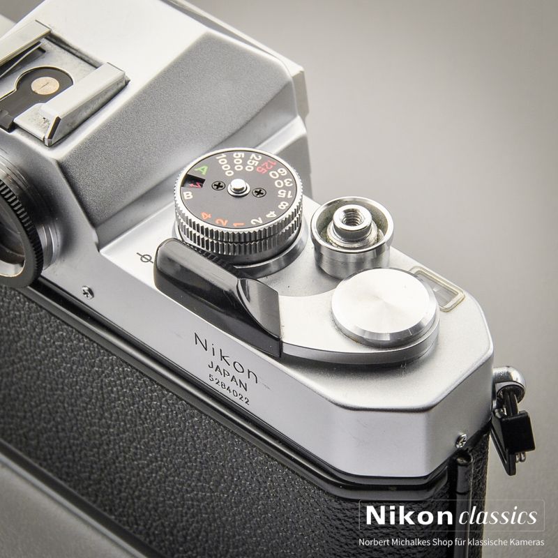 Nikkormat EL (Condition A/A-)