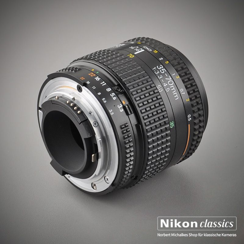 Nikon AF Zoom-Nikkor 35-70/3,3-4,5N Macro (Zustand A)