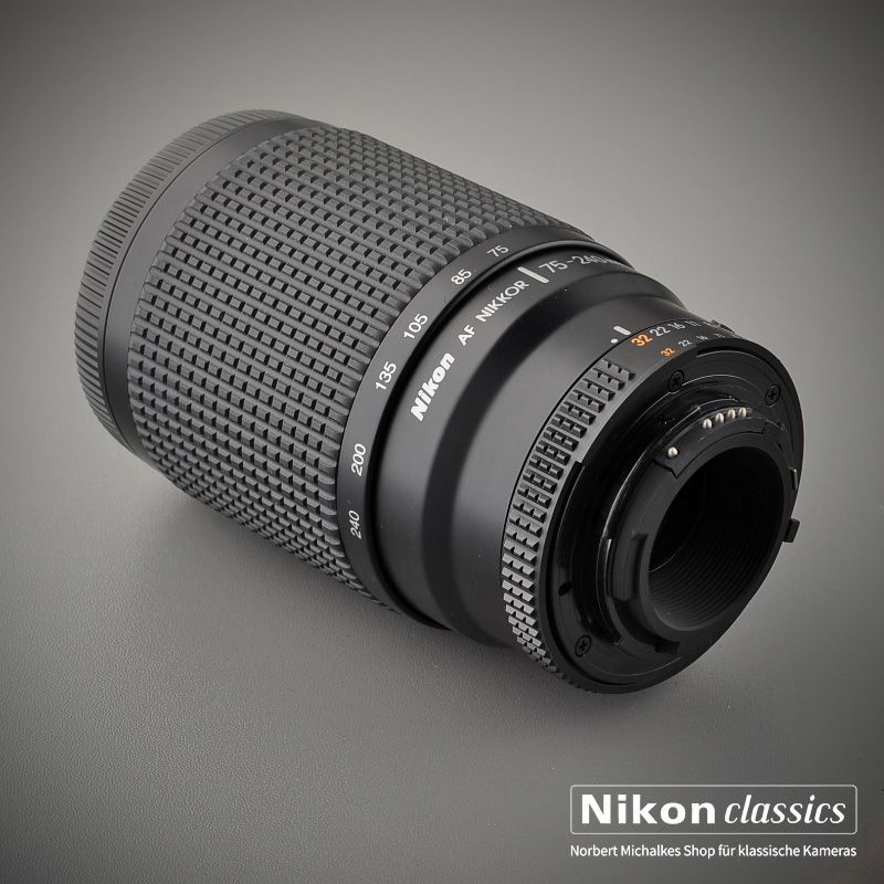 Nikon AF-D Zoom-Nikkor 75-240/4-5,6 (Condition A)