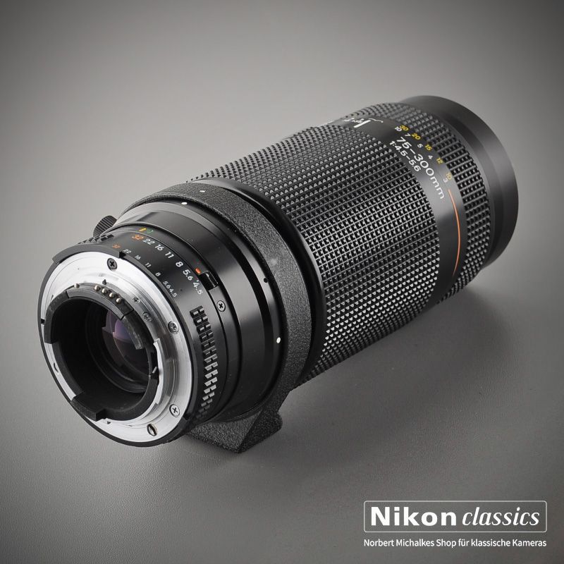 Nikon AF Zoom-Nikkor 75-300/4,5-5,6 (Condition A)